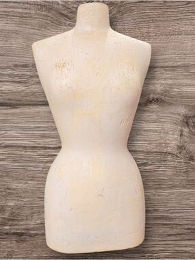 Vintage Heavyweght Duty Styro Mannequin